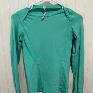 Lululemon size size 2, running top
